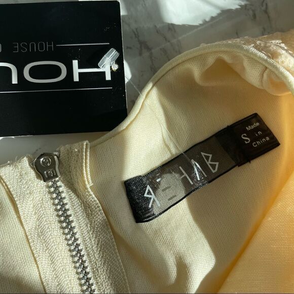 REHAB Revolve Sequins Peach Pink Blush Bodysuit NWT - Picture 6 of 9